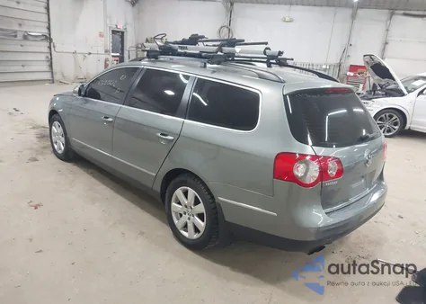 2008 Volkswagen Passat Turbo from USA, damaged, VIN WVWXK73C48E089366